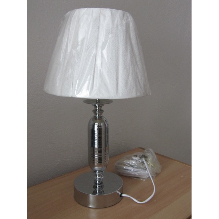 LIGHTING TABLE WITH FOOT HAT